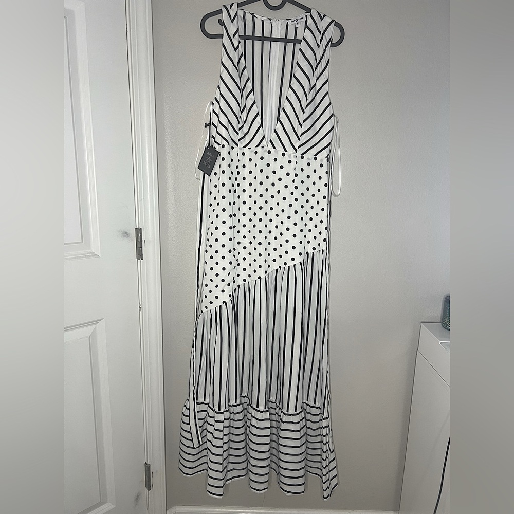 NWT | AREA Stars | 🖤🤍 Elegant Black and White Striped & Polka Dot Maxi Dress 🤍🖤